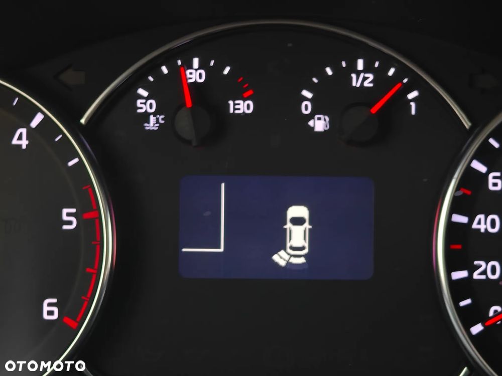 Kia Carens 1.7 CRDi L - 20
