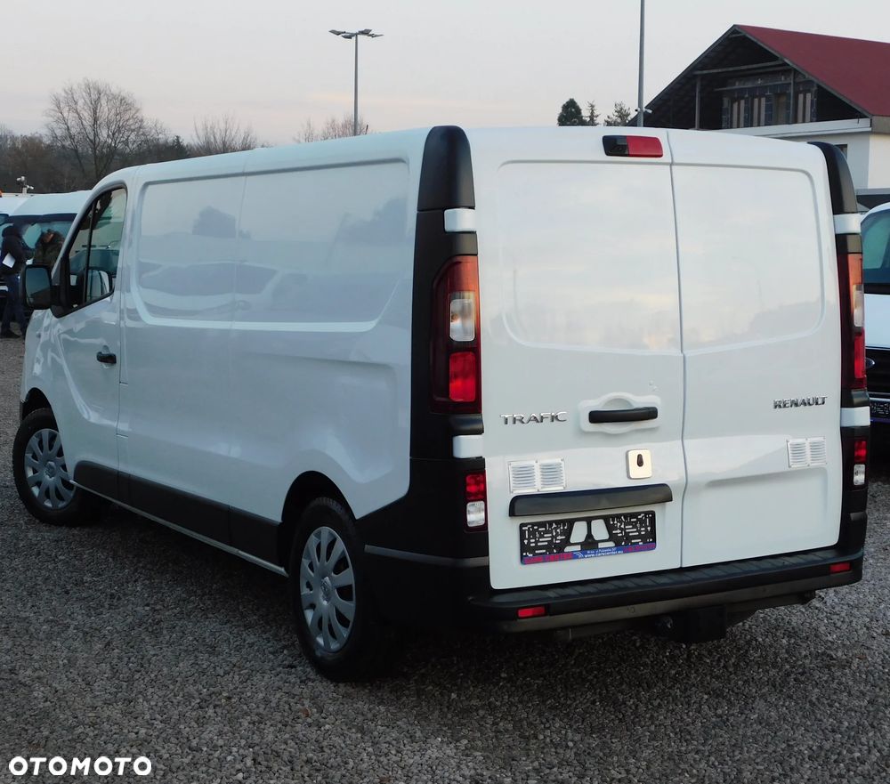 Renault TRAFIC - 12