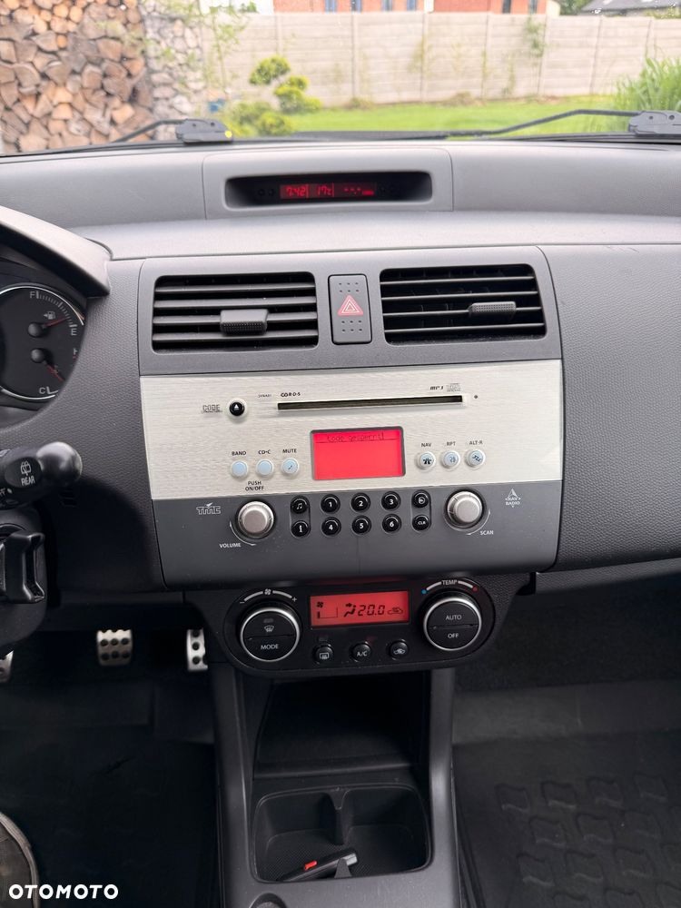 Suzuki Swift 1.6 Sport - 18