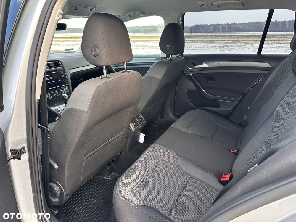 Volkswagen Golf 1.5 TSI BMT Evo Comfortline DSG - 12