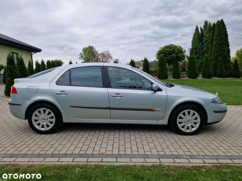 Renault Laguna - 3