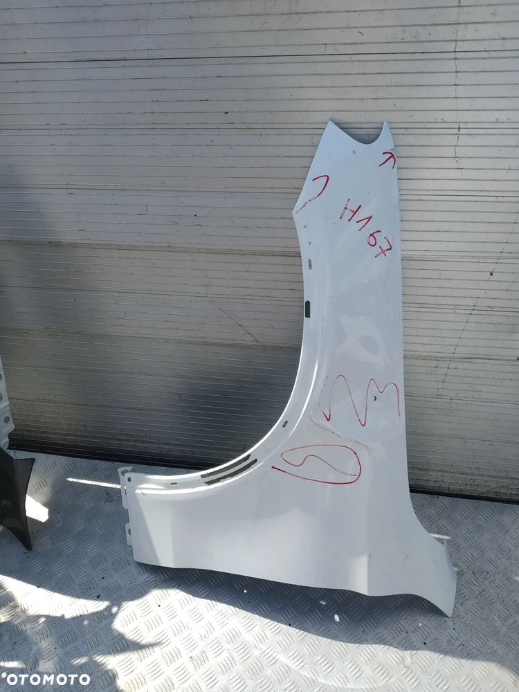 B305 Mercedes GLC X 253 A 253 przedni lewy błotnik - 2