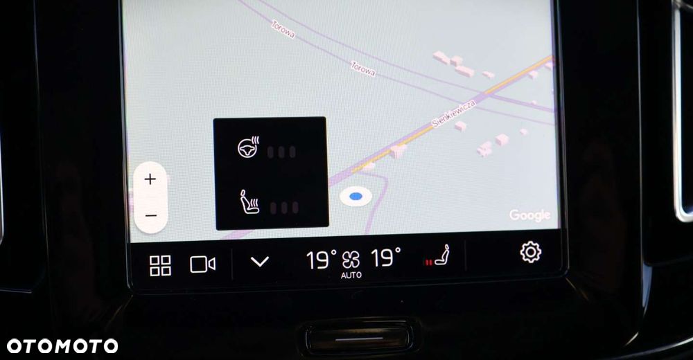 Volvo XC 40 - 30