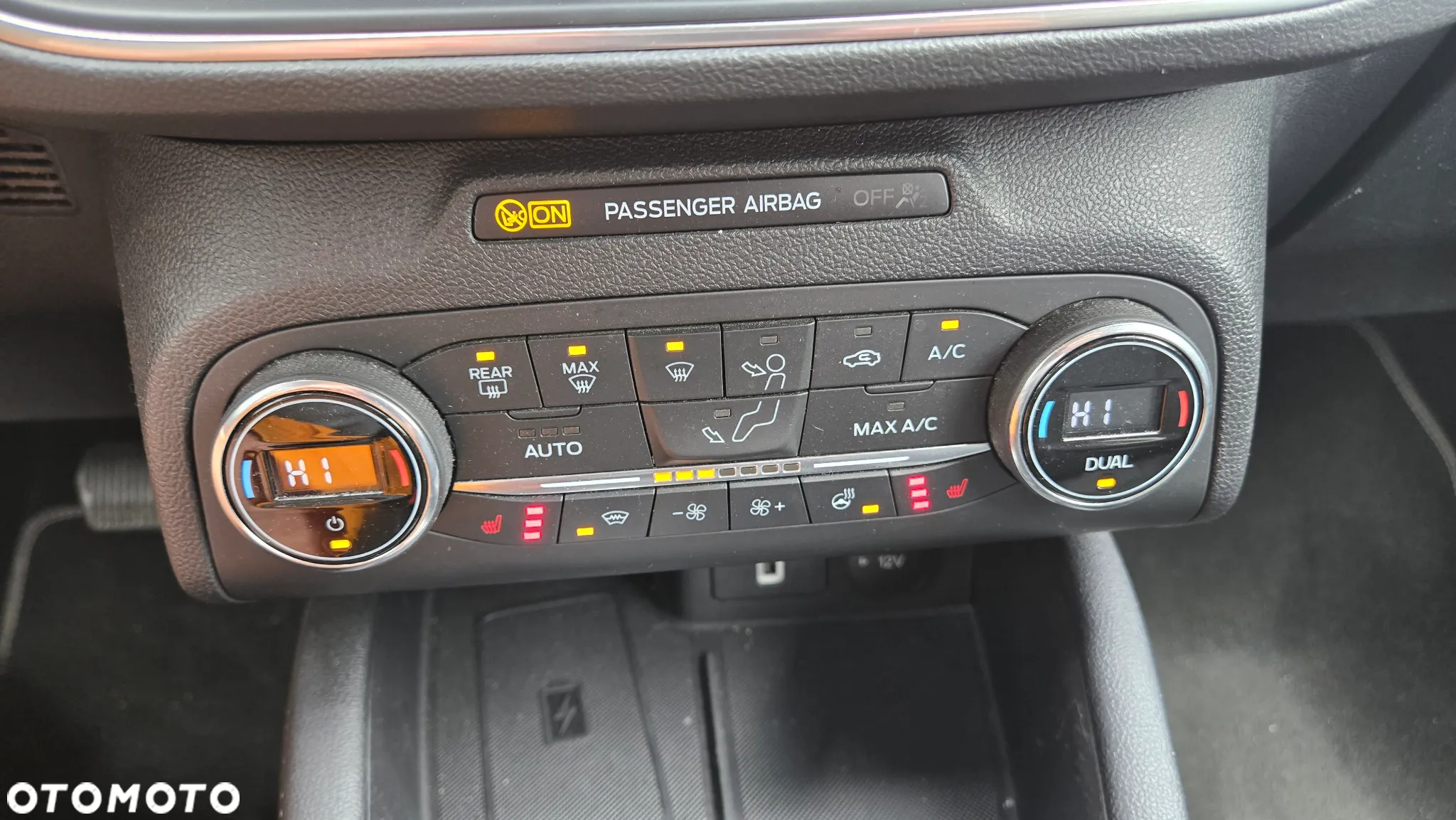 Ford Focus 1.5 EcoBlue Start-Stopp-System TITANIUM X - 13