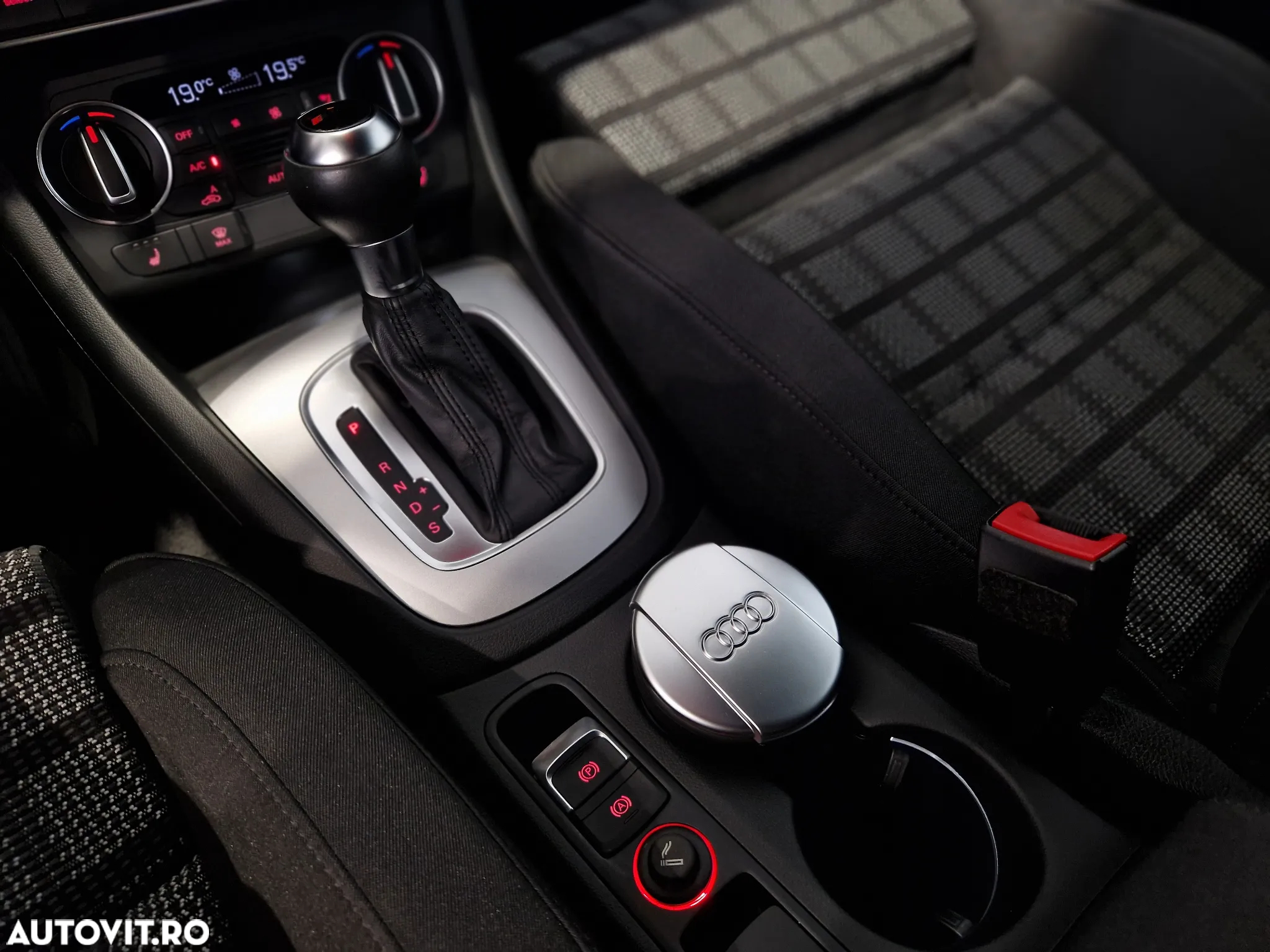 Audi Q3 2.0 TDI Quattro Stronic Sport - 27