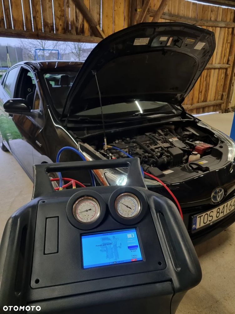Toyota Prius - 9