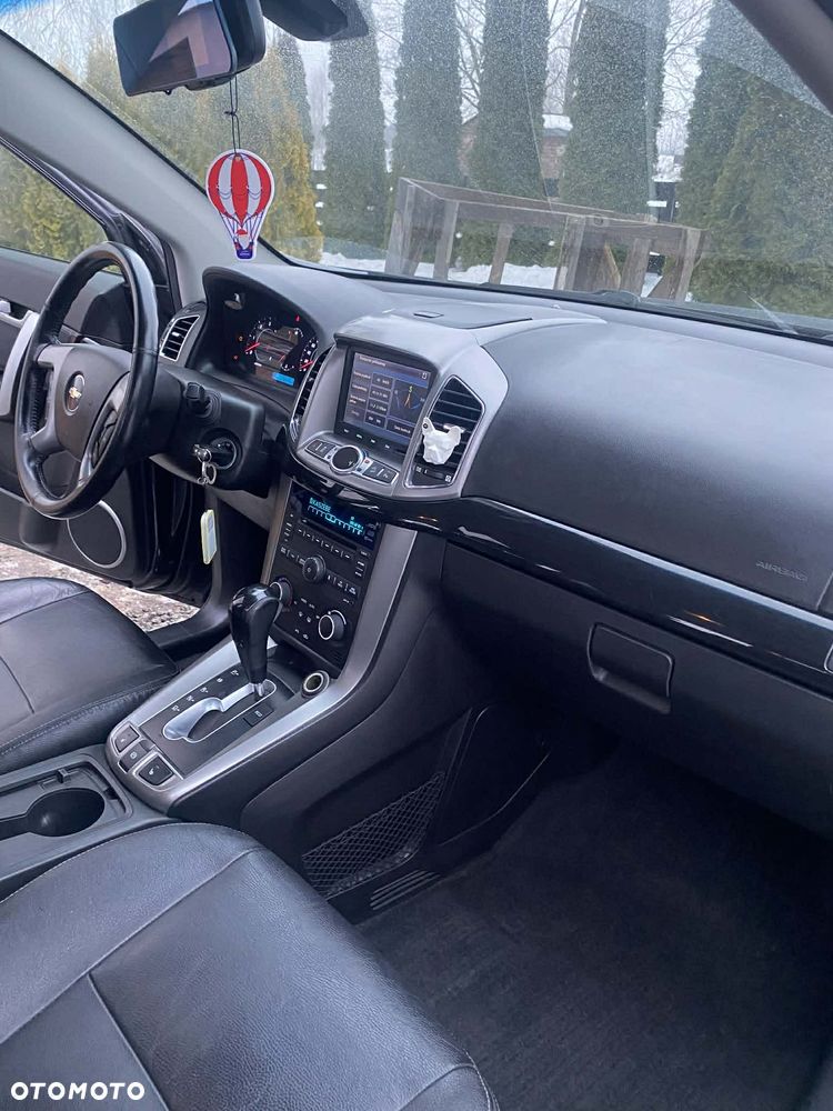Chevrolet Captiva 2.2 D LTZ - 9
