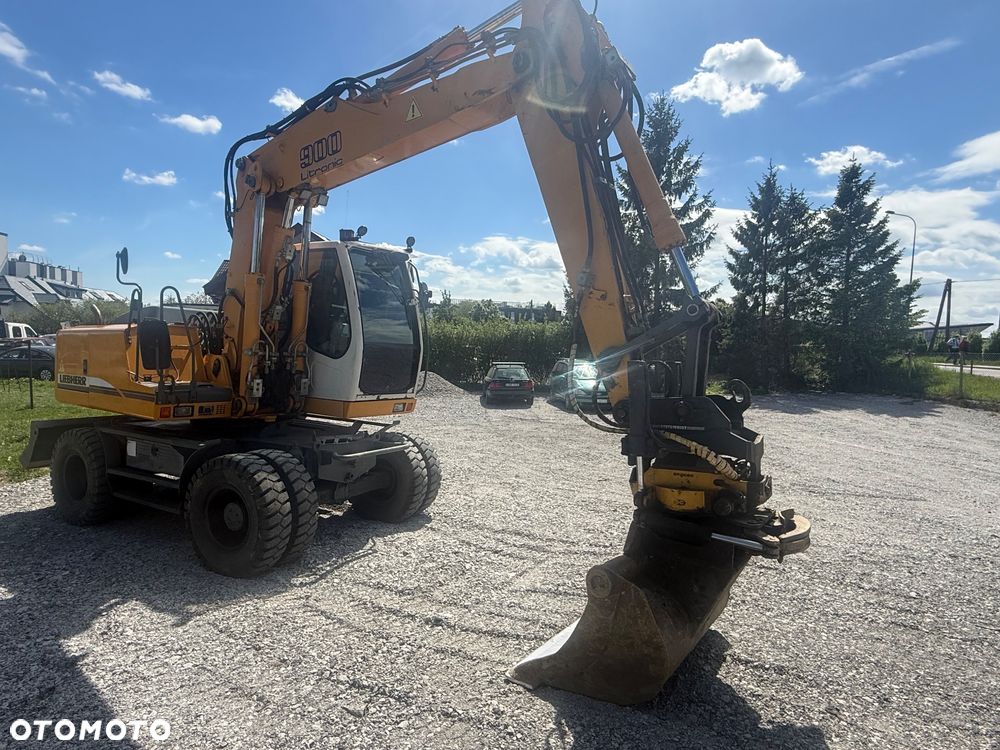 Liebherr A900C - 2