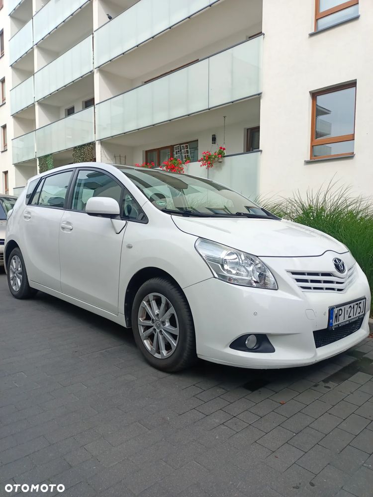 Toyota Verso 1.8 Premium EU5 MS - 1
