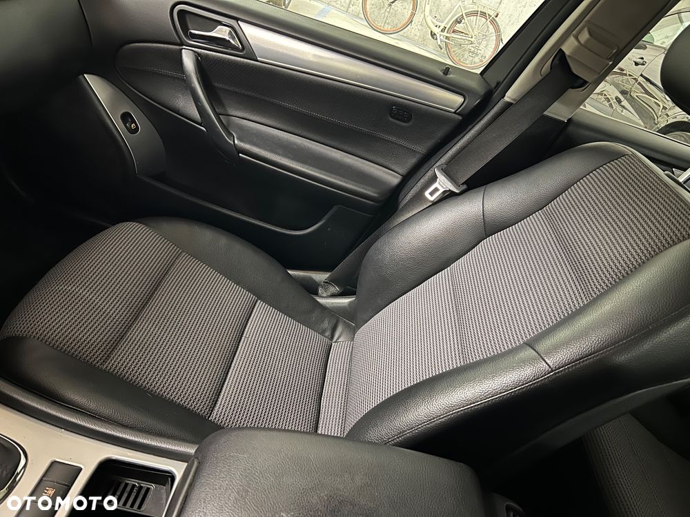 Mercedes-Benz Klasa C - 28