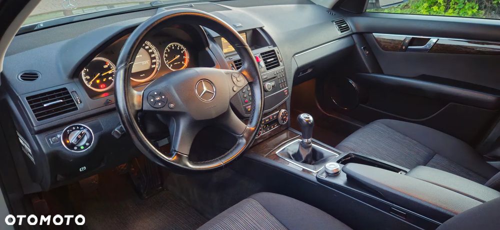 Mercedes-Benz Klasa C 200 Kompressor Elegance - 22