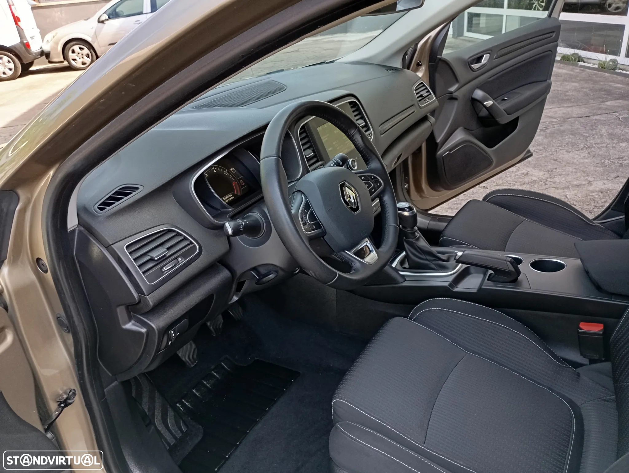 Renault Mégane 1.2 TCE Limited - 5