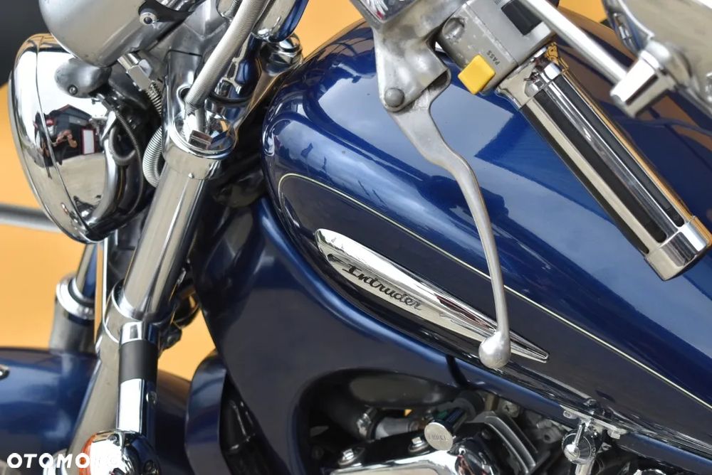 Suzuki Intruder - 20