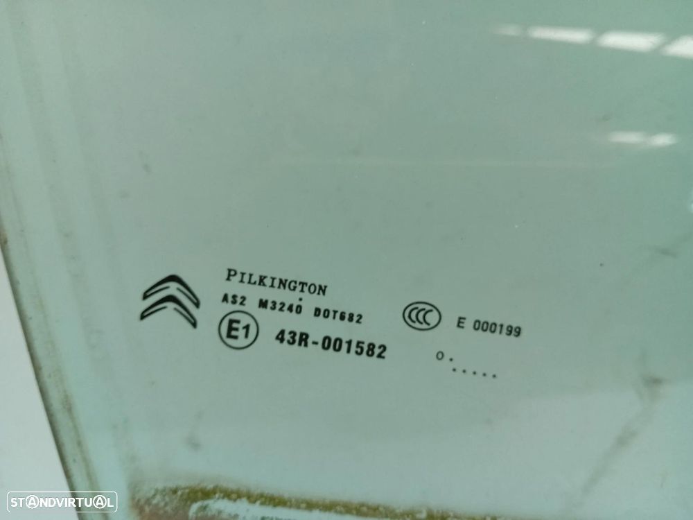 Vidro porta frente direita CITROËN C4 II (B7) - 3