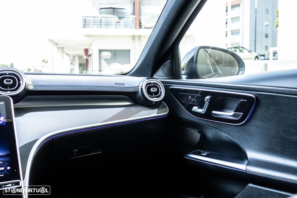Mercedes-Benz C 300 d AMG Line - 18