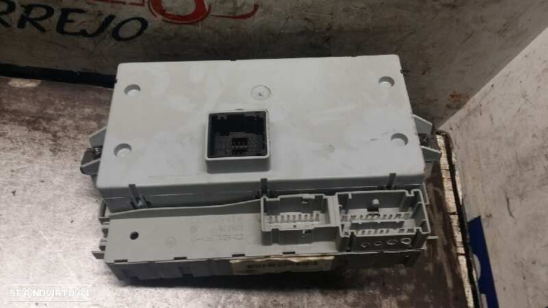 CAIXA RELÉS / FUSÍVEIS FIAT CROMA 2005 -46846746 - 2