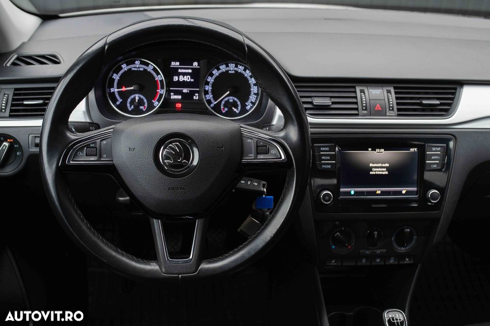 Skoda RAPID 1.0 TSI Clever - 27