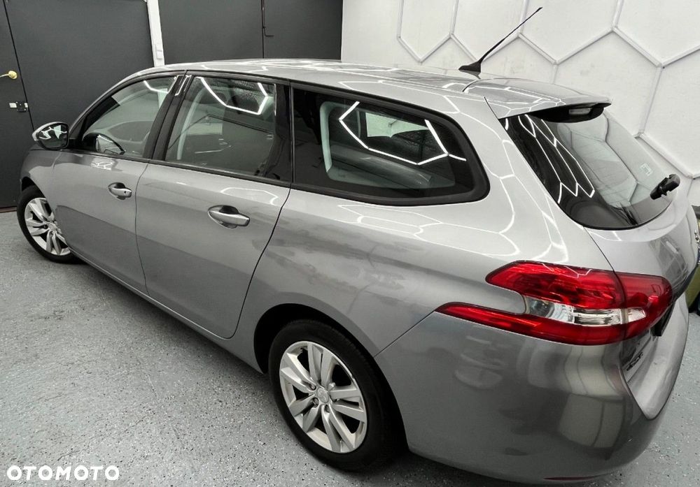 Peugeot 308 - 6