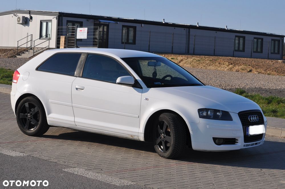 Audi A3 3-drzwiowe 1.9 TDI DPF Ambiente - 3