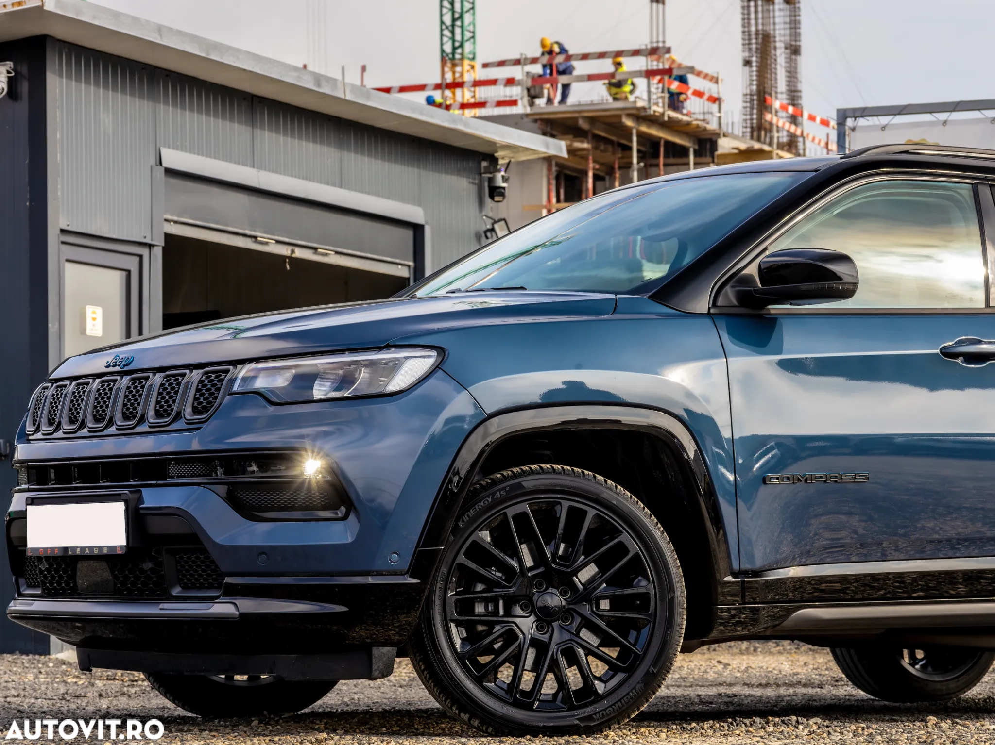 Jeep Compass 1.3 T-GDI 4xe PLUG-IN HYBRID Automatik S - 10