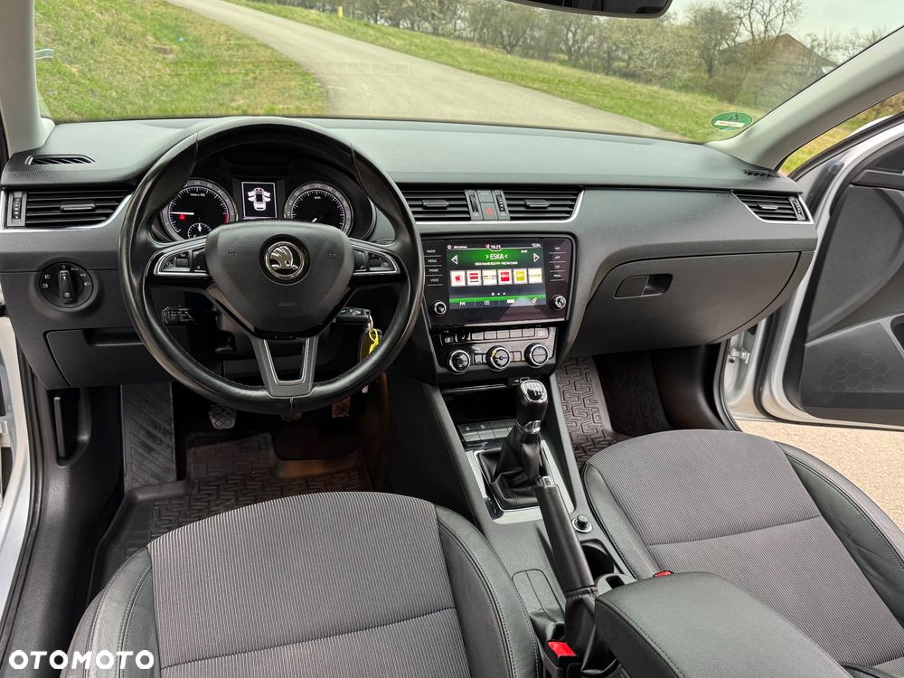 Skoda Octavia 2.0 TDI Soleil - 26