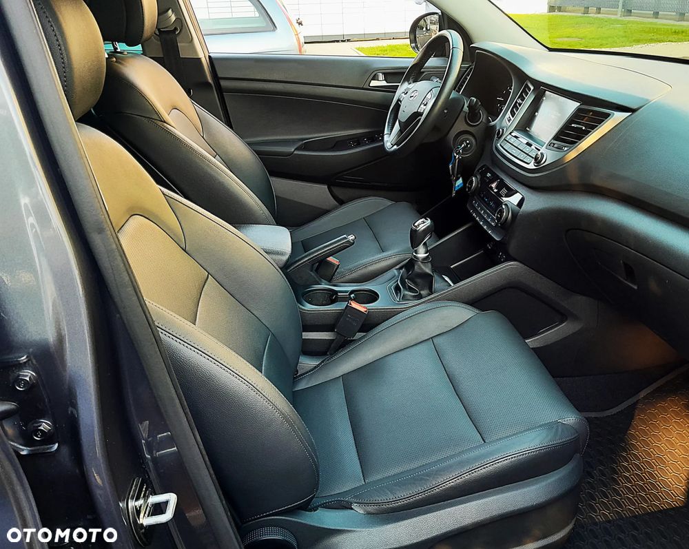 Hyundai Tucson blue 1.6 GDi 2WD Passion - 12