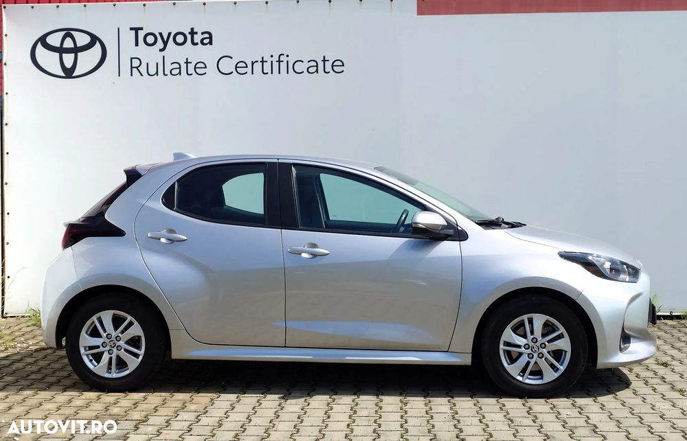 Toyota Yaris 1.5 VVT-i HSD Dynamic - 4