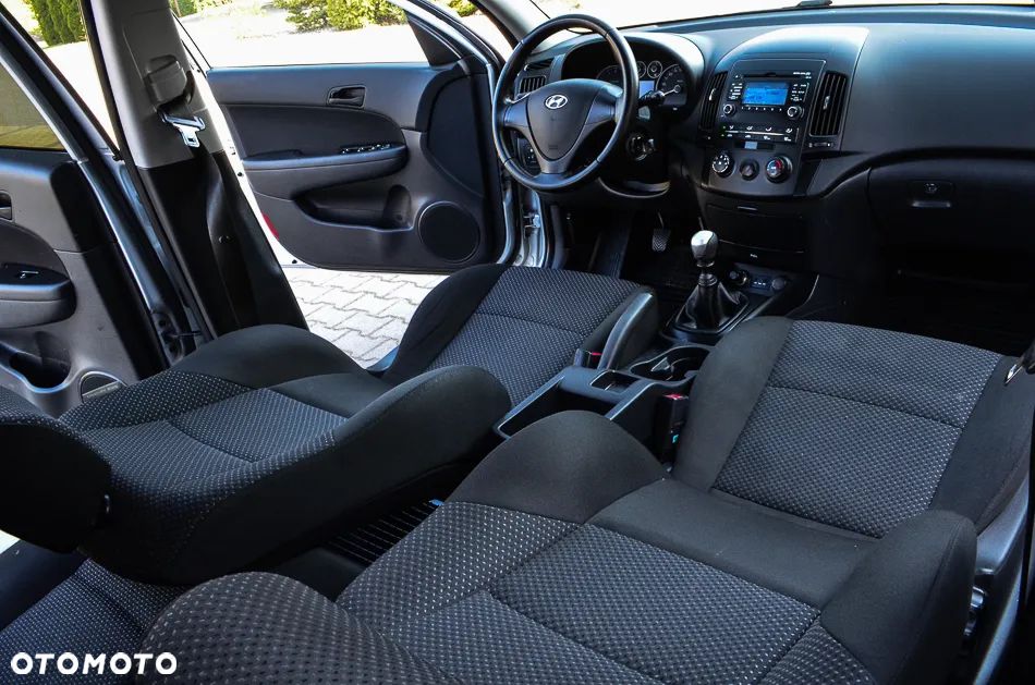 Hyundai i30 1.4 Edition Plus - 30