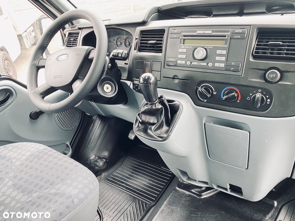 Ford TRANSIT - 21