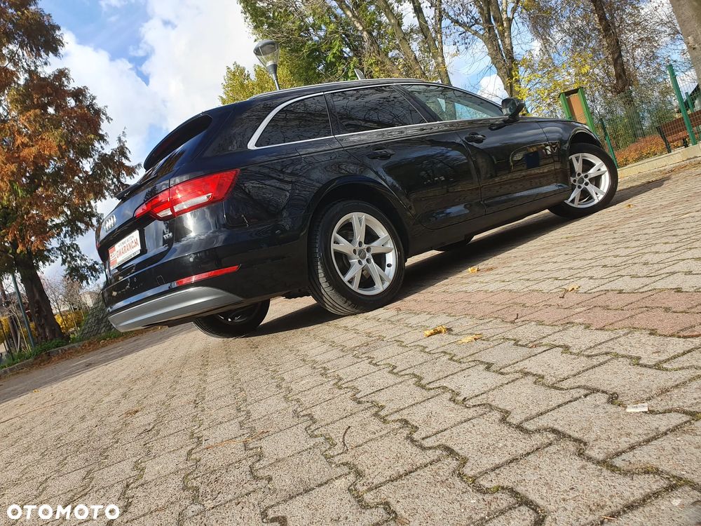 Audi A4 Avant 2.0 TDI - 26
