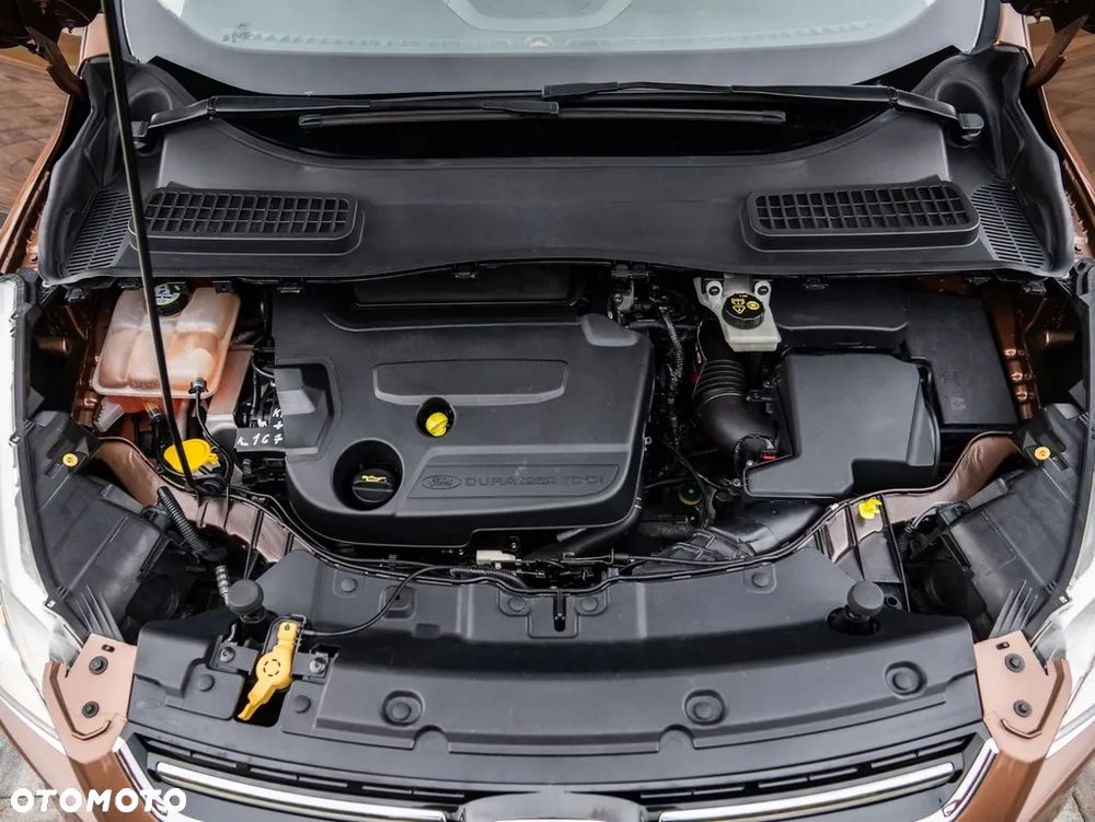Ford Kuga 2.0 TDCi 4x4 Titanium - 39