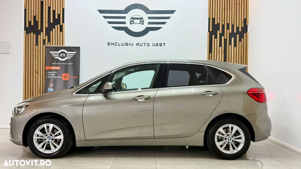 BMW Seria 2 218d - 12