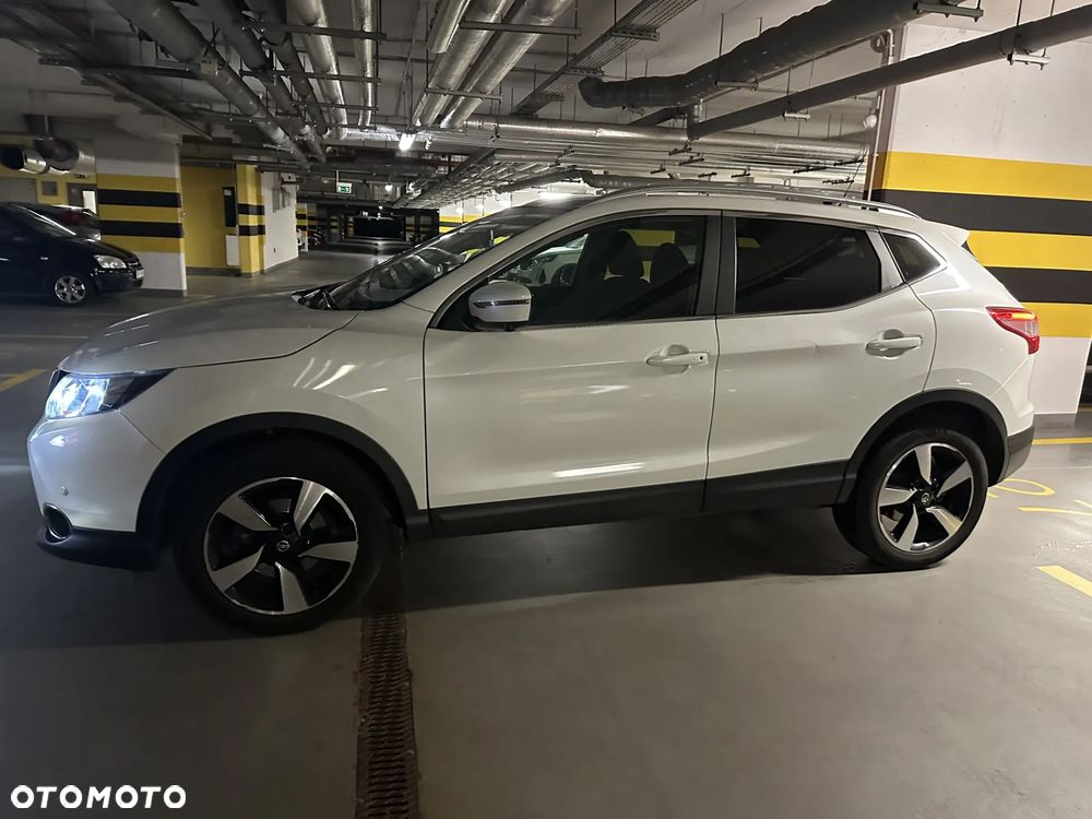Nissan Qashqai - 1