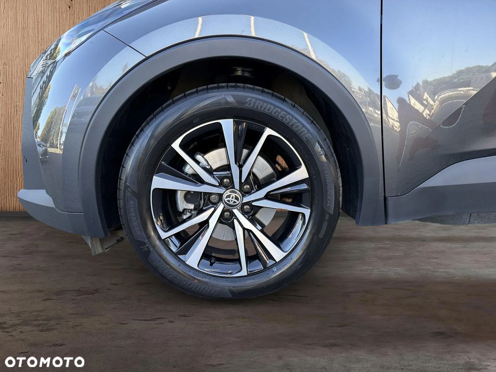Toyota C-HR - 10