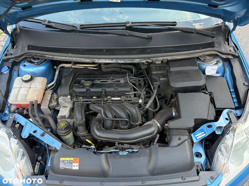 Ford Focus 1.6 16V Titanium - 14