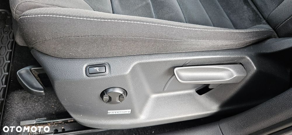 Volkswagen Golf Sportsvan VII SV 1.4 TSI BMT Comfortline - 12
