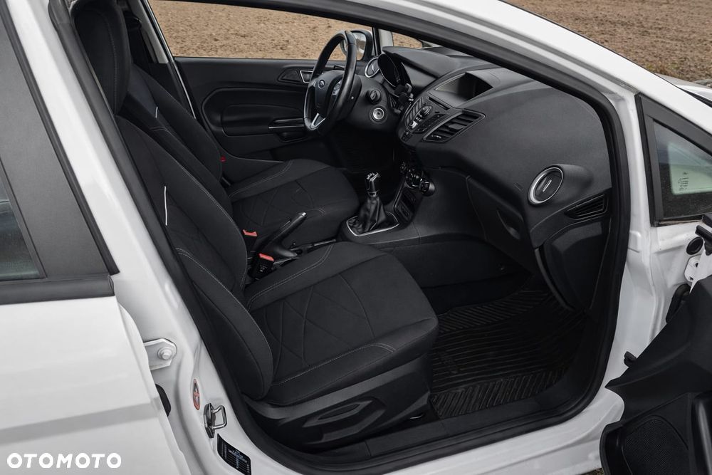 Ford Fiesta 1.5 TDCi Gold X EU6 - 13