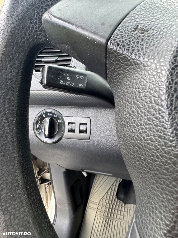 Volkswagen Caddy - 11
