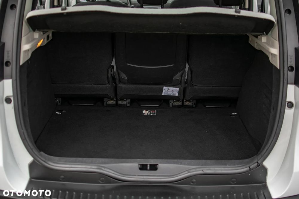 Renault Scenic - 32