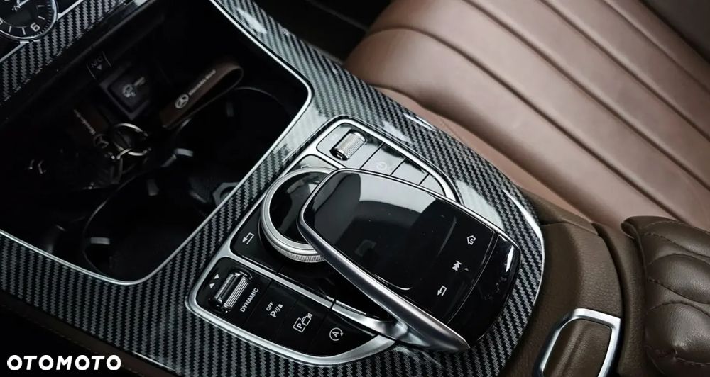 Mercedes-Benz Klasa E 220 d 9G-TRONIC Exclusive - 18