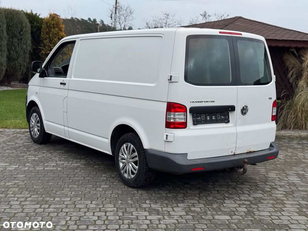 Volkswagen Transporter T5 - 10