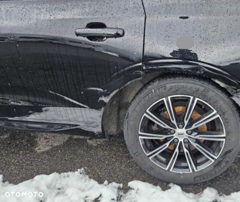 Volvo XC 60 D4 AWD RDesign - 6