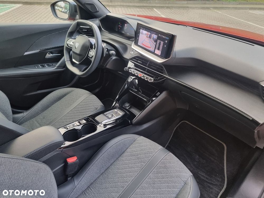 Peugeot 2008 1.2 PureTech Allure S&S EAT8 - 17