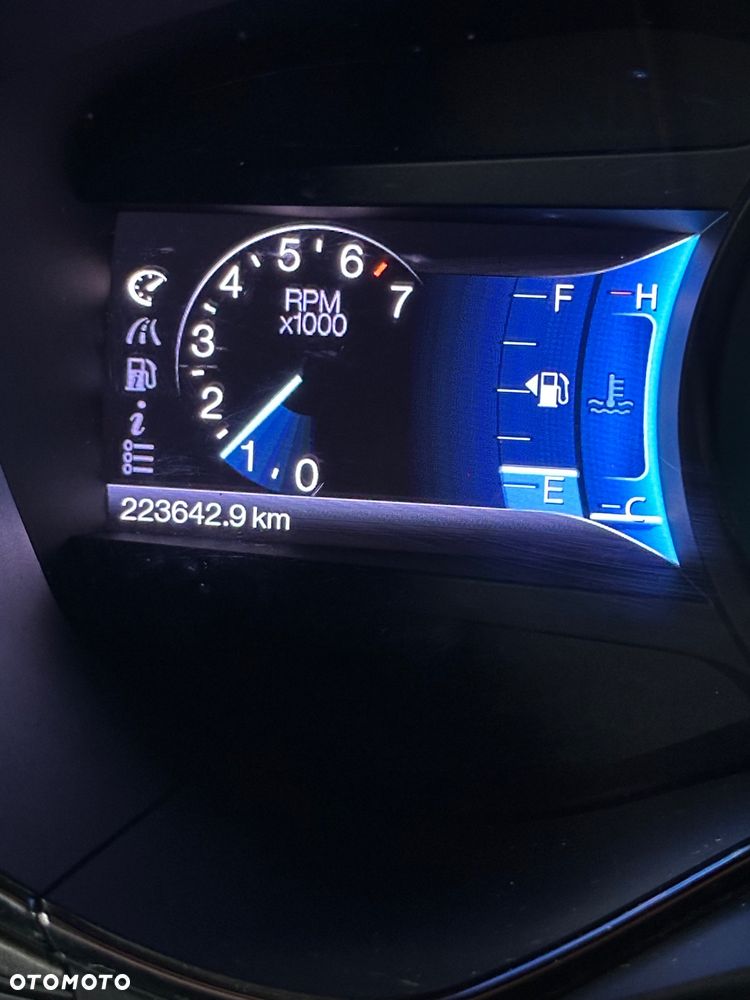 Ford Fusion 2.0 EcoBoost Titanium - 9