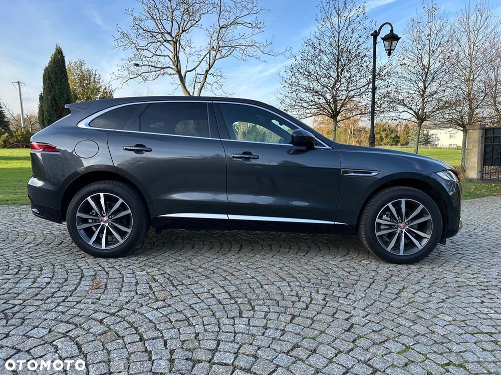 Jaguar F-Pace P250 AWD S - 2