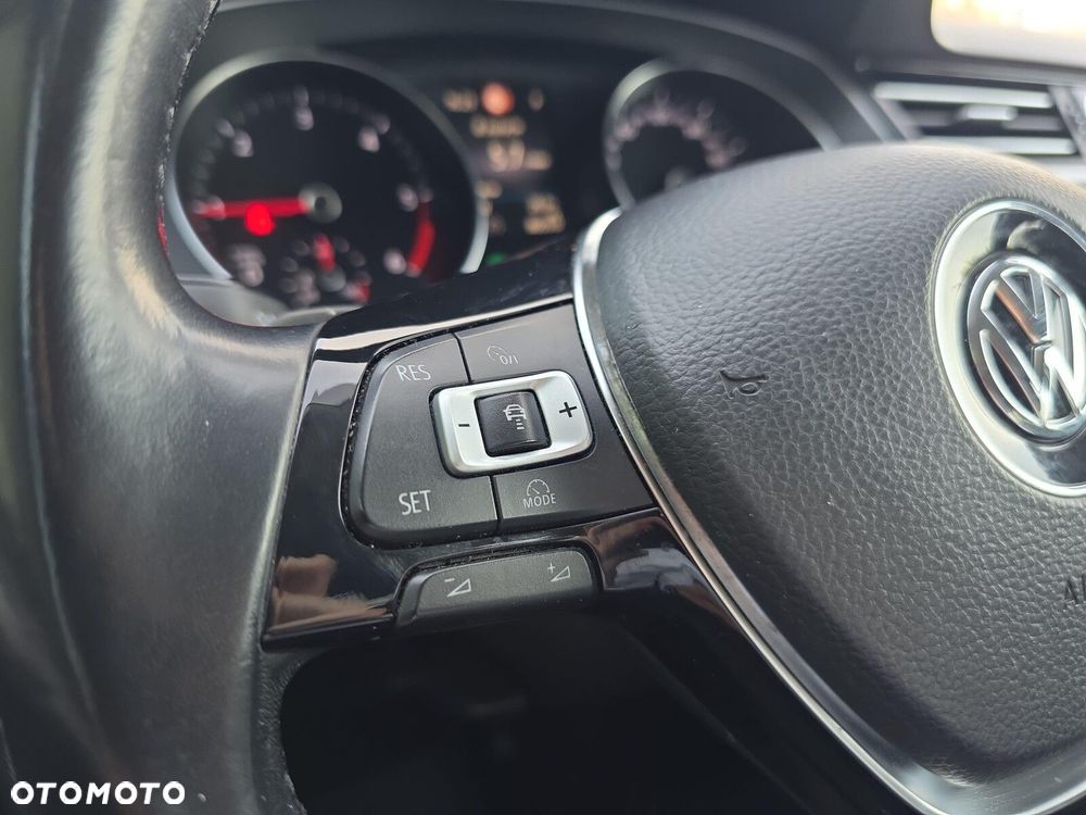 Volkswagen Passat Variant 2.0 TDI BMT Comfortline DSG - 16