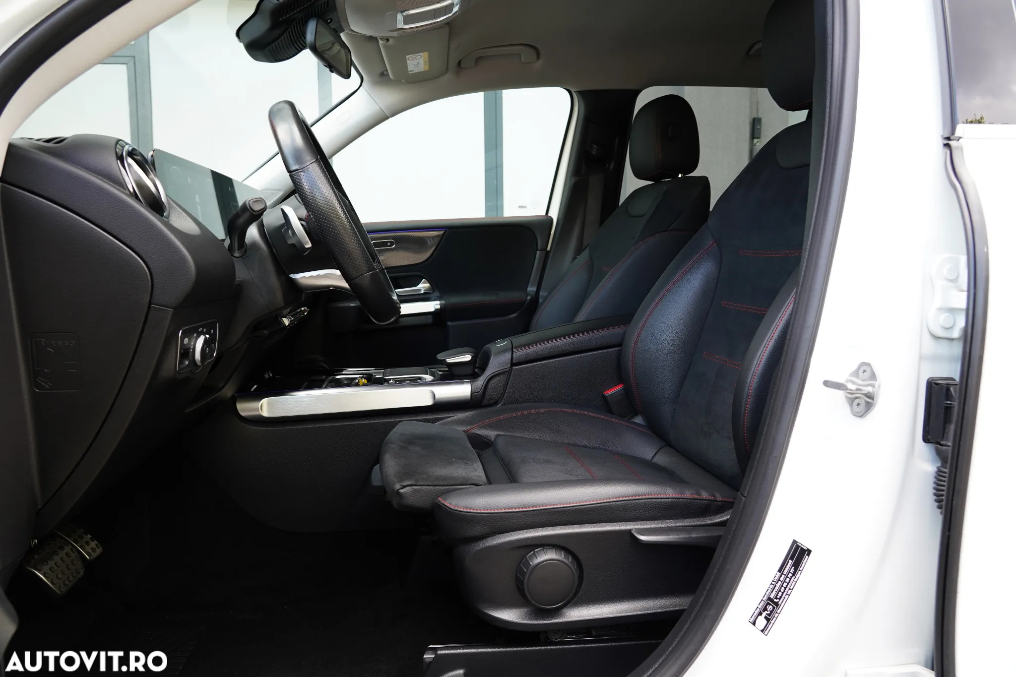 Mercedes-Benz GLB 200 d 8G-DCT AMG Line - 9