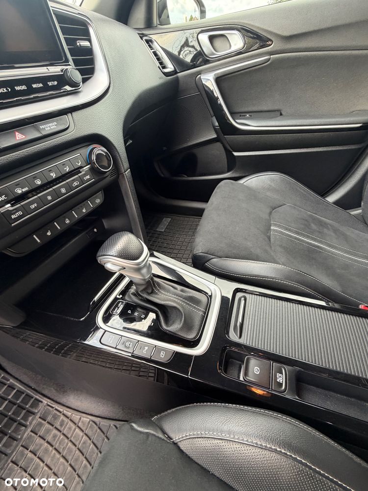 Kia ProCeed 1.5 T-GDI mHEV GT Line DCT - 9