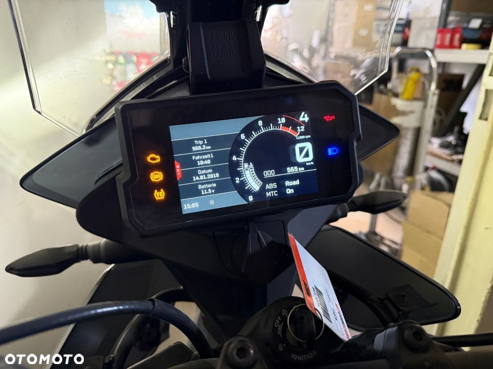 KTM Adventure - 10