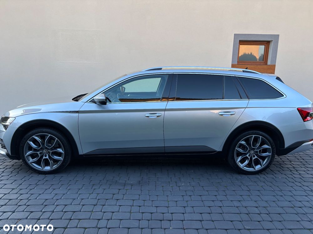 Skoda Superb 2.0 TSI 4x4 Scout DSG - 7
